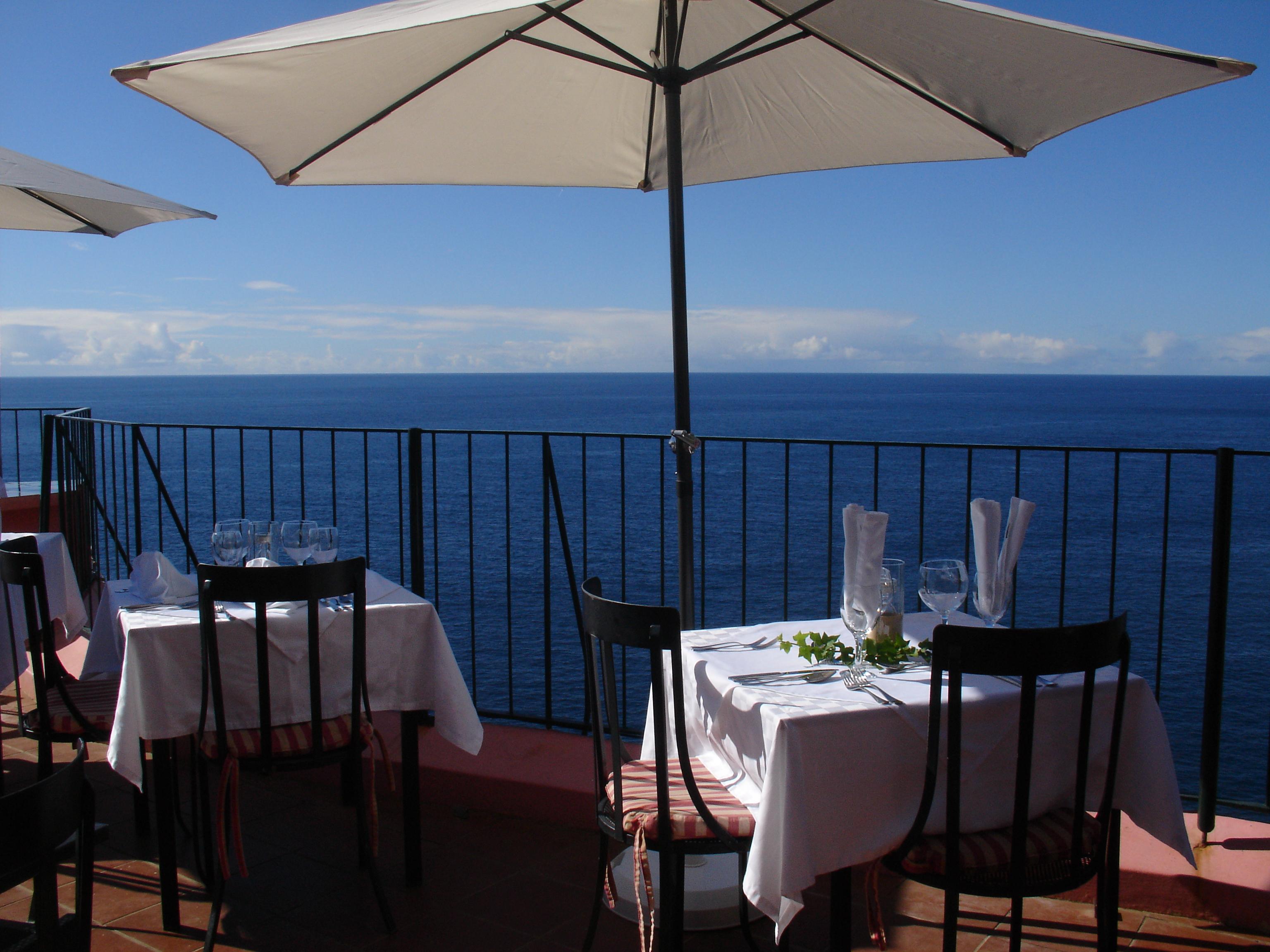 Inn & Art Madeira Caniço Buitenkant foto